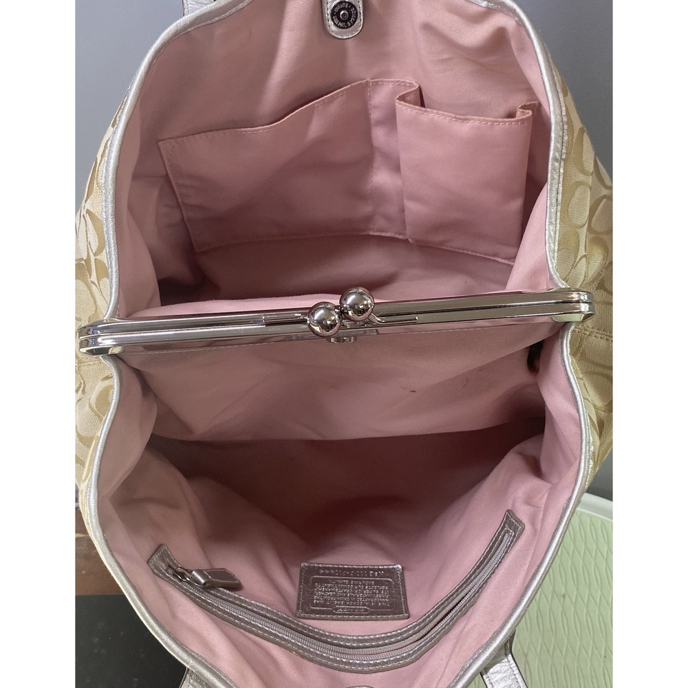 COACH One Women Shoulder Bag Purse-Canvas Beige/olive/yellow/orange Signature C‎ - Picture 8 of 15